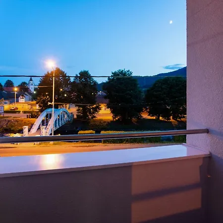 Maison d'hôtes Imperial Zarnovica