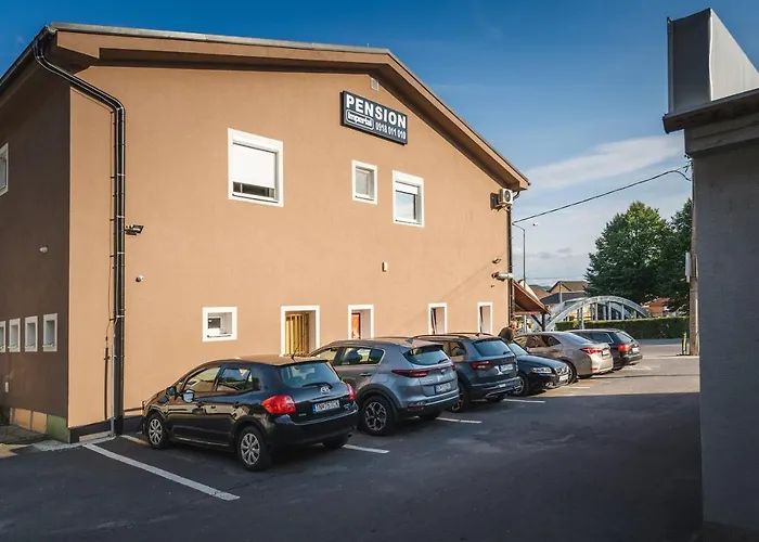 Imperial Gæstehus 3*